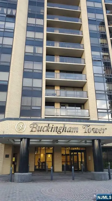 800 Palisade Avenue 23B, Fort Lee, NJ 07024 - Image #2