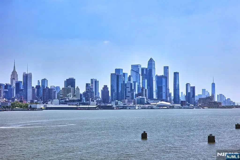 406 Newburgh Court, West New York, NJ 07093 - Image #1