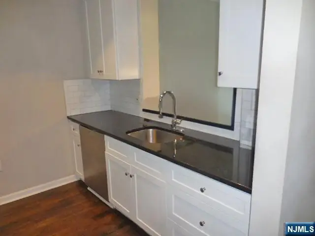 1210 City Place, Edgewater, NJ 07020 - Image #2