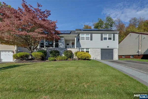 11 Buckingham, West Orange, NJ 07052