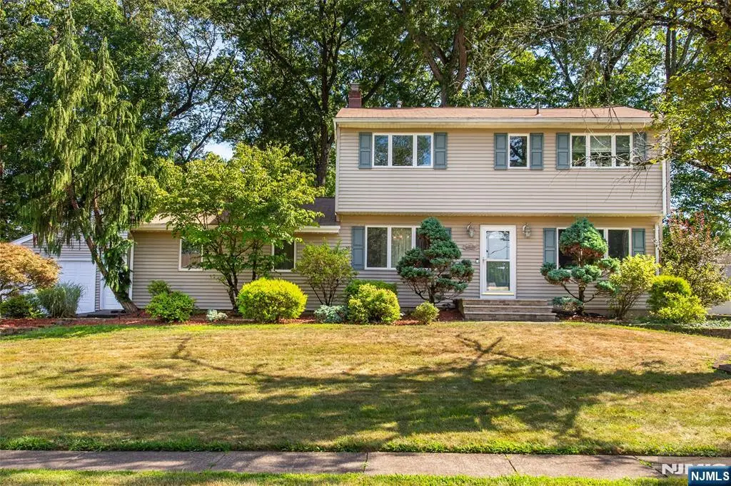 20 Pitman Place, Wayne, NJ 07470 - Image #1