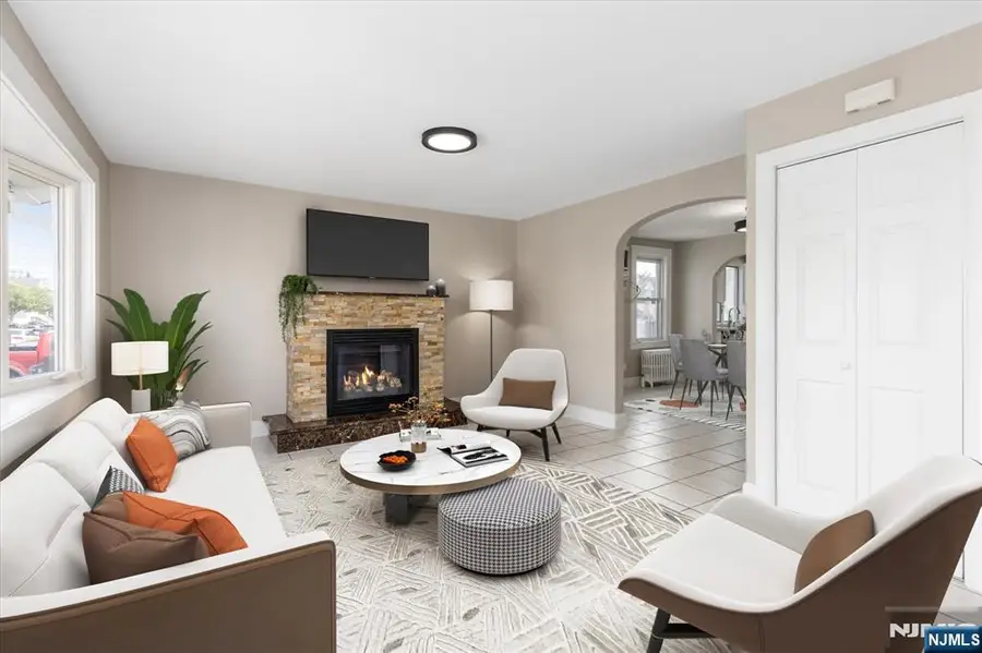 482 6th Avenue, Lyndhurst, NJ 07071 - Image #3