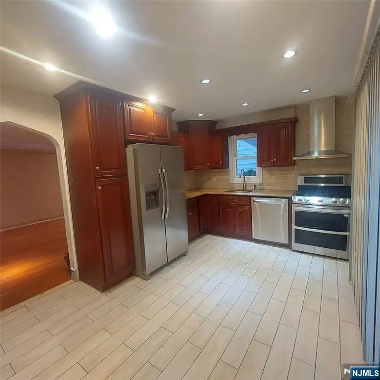 364 Billington Road, Teaneck, NJ 07666 - Image #3