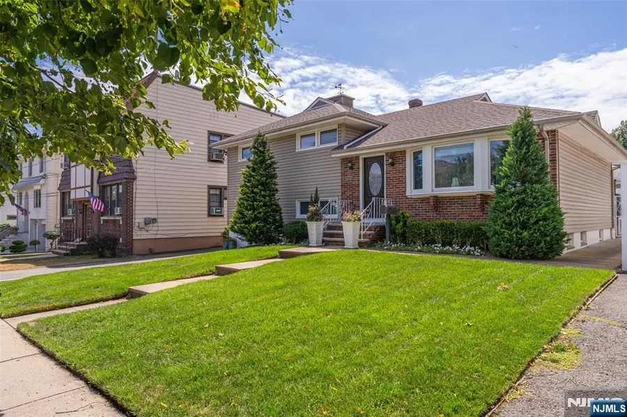 506 Park Place, Lyndhurst, NJ 07071 - Image #2