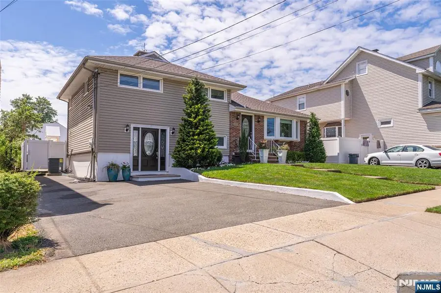 506 Park Place, Lyndhurst, NJ 07071 - Image #3