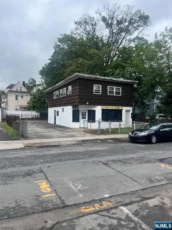 288 Amherst Street, East Orange, NJ 07018