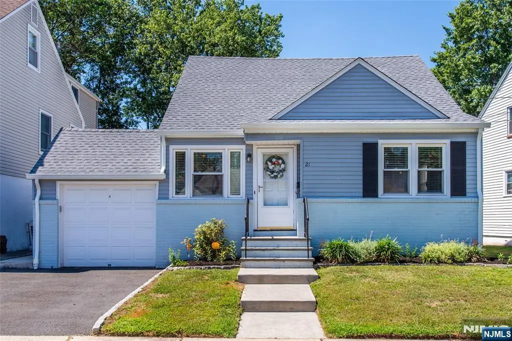 21 Yale Terrace, Belleville, NJ 07109 - Image #1