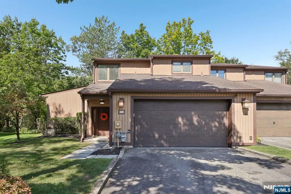 53 Ponds Circle, Wayne, NJ 07470 - Image #1