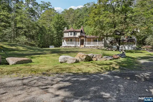 921 Tulip Trail, Newton, NJ 07860