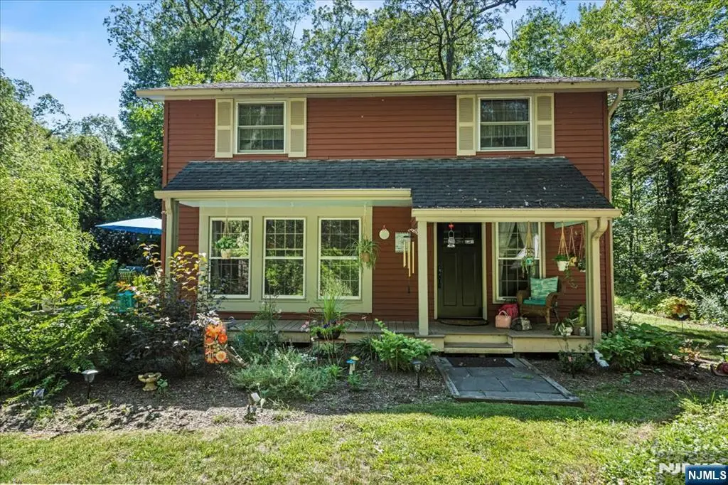 7 Laurel Avenue, Branchville, NJ 07826 - Image #1