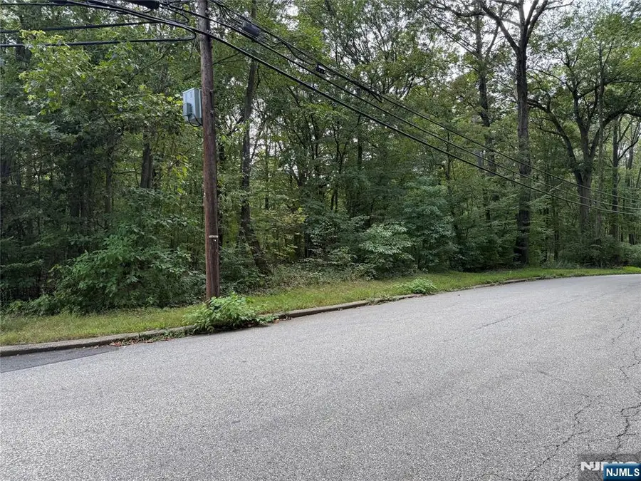 15 Saw Mill Road, Kinnelon, NJ 07405 - Image #3