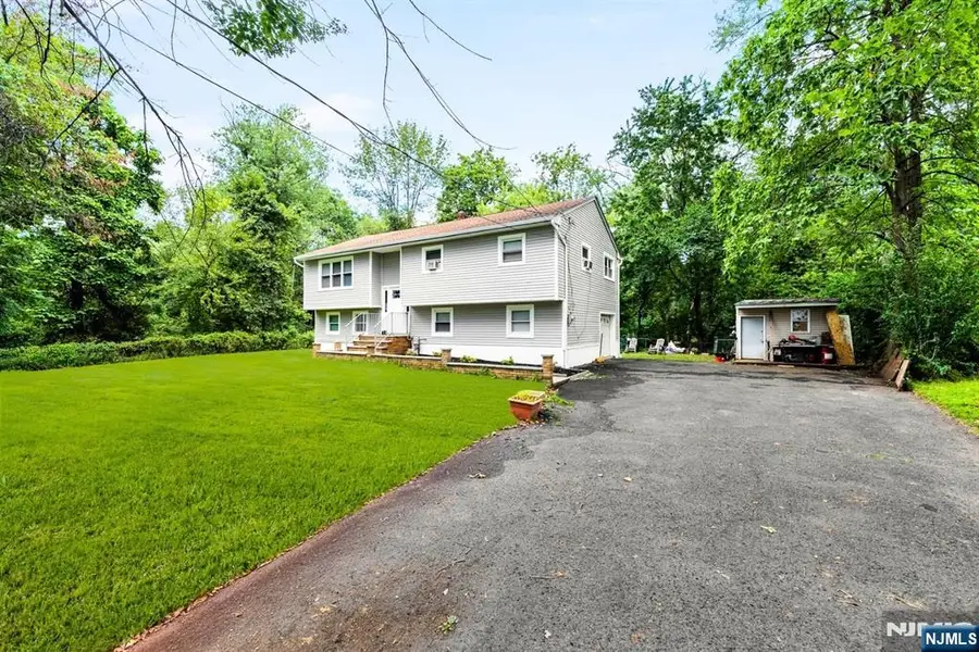 140 De Hart Street, Lincoln Park, NJ 07035 - Image #2