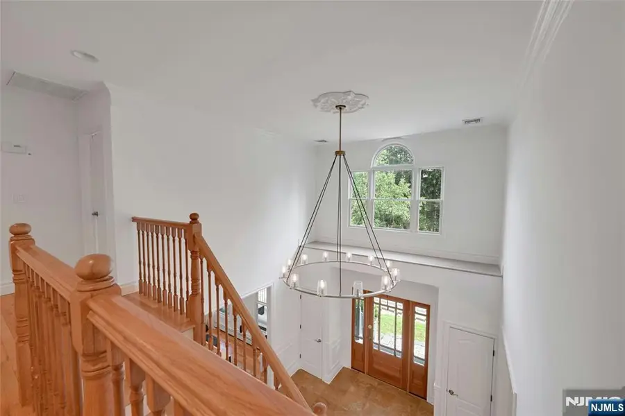 130 Deerhaven Road, Mahwah, NJ 07430 - Image #3