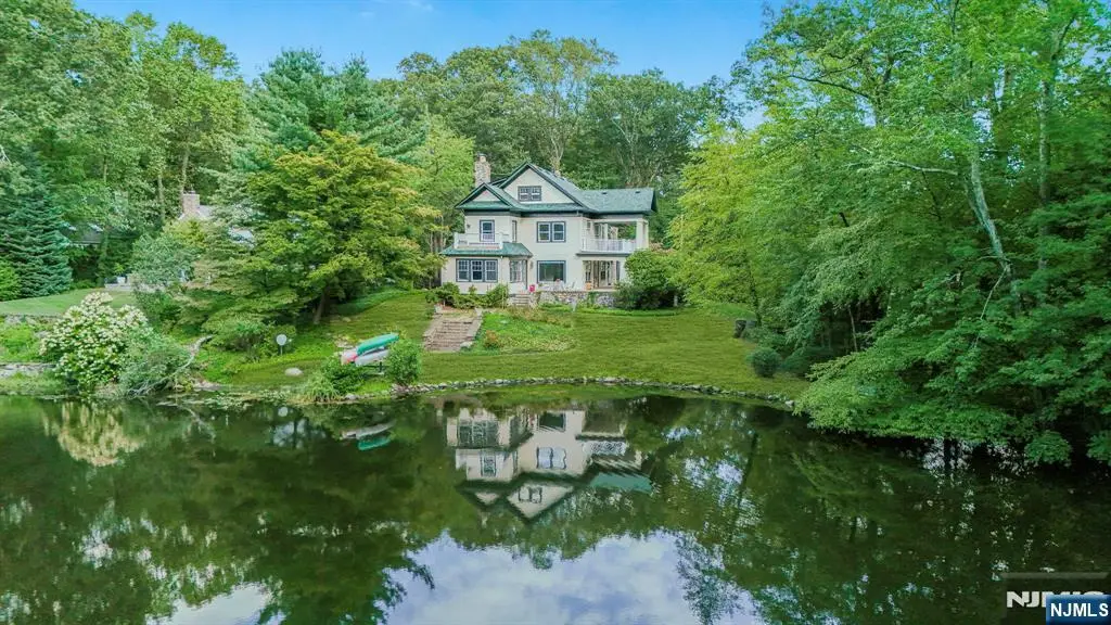 12 Overlook Road, Mountain Lakes, NJ 07046 - Image #1