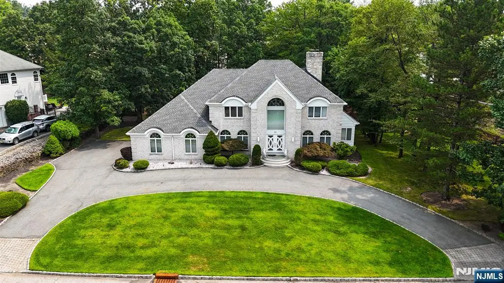 99 Eileen Drive, Cedar Grove, NJ 07009 - #1