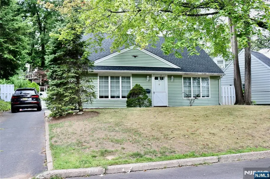 117 Spruce Street, Midland Park, NJ 07432 - Image #2