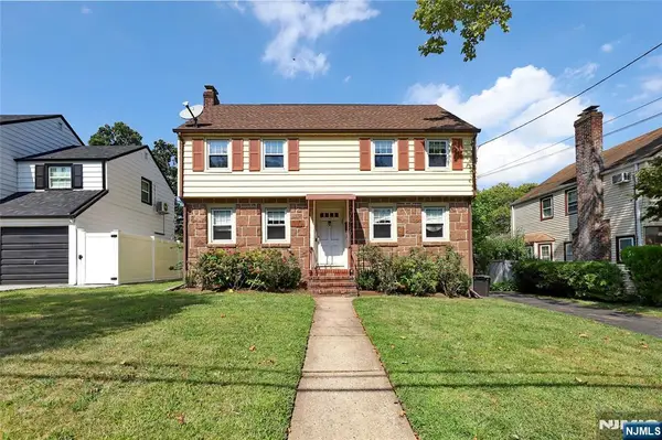 111 Van Buren Avenue, Teaneck, NJ 07666