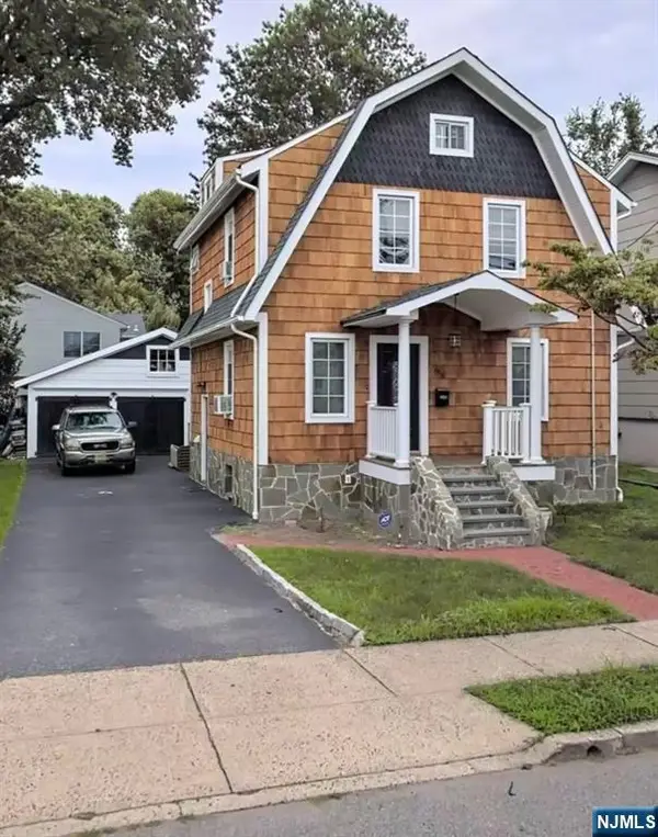 249 Orchard Street, Elmwood Park, NJ 07407