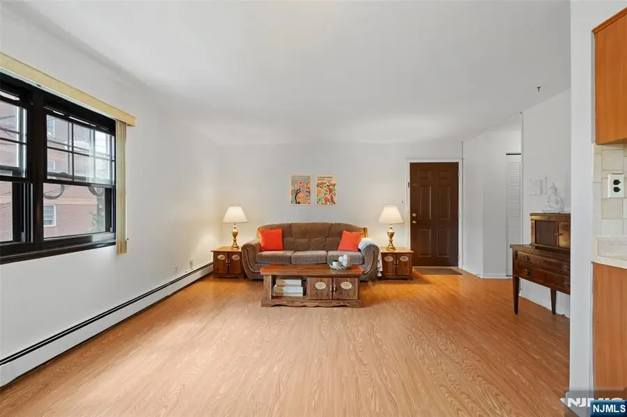 56 68th Street 8, Guttenberg, NJ 07093 - Image #3