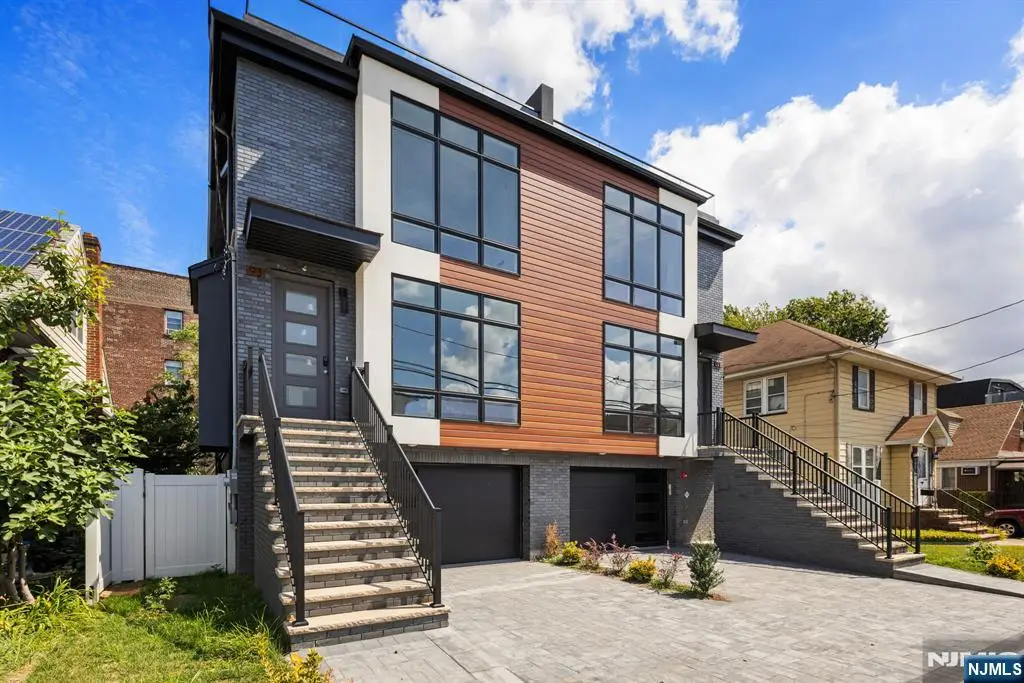 93 Crescent Avenue, Cliffside Park, NJ 07010 - Image #1