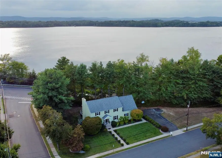 3 Brandywine Road, Wayne, NJ 07470 - Image #2