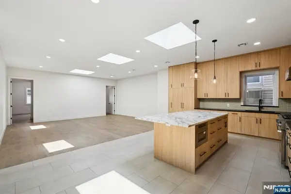 6500 Durham Avenue, North Bergen, NJ 07047