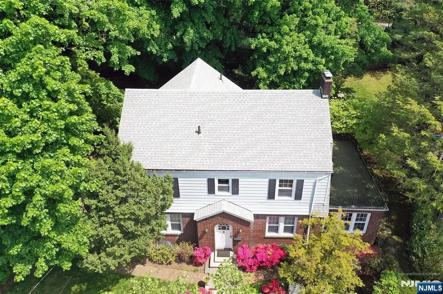 85 Paulin Boulevard, Leonia, NJ 07605 - Image #3