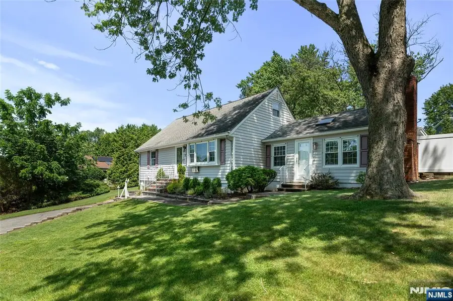 12 Kingston Road, Wayne, NJ 07470 - Image #3