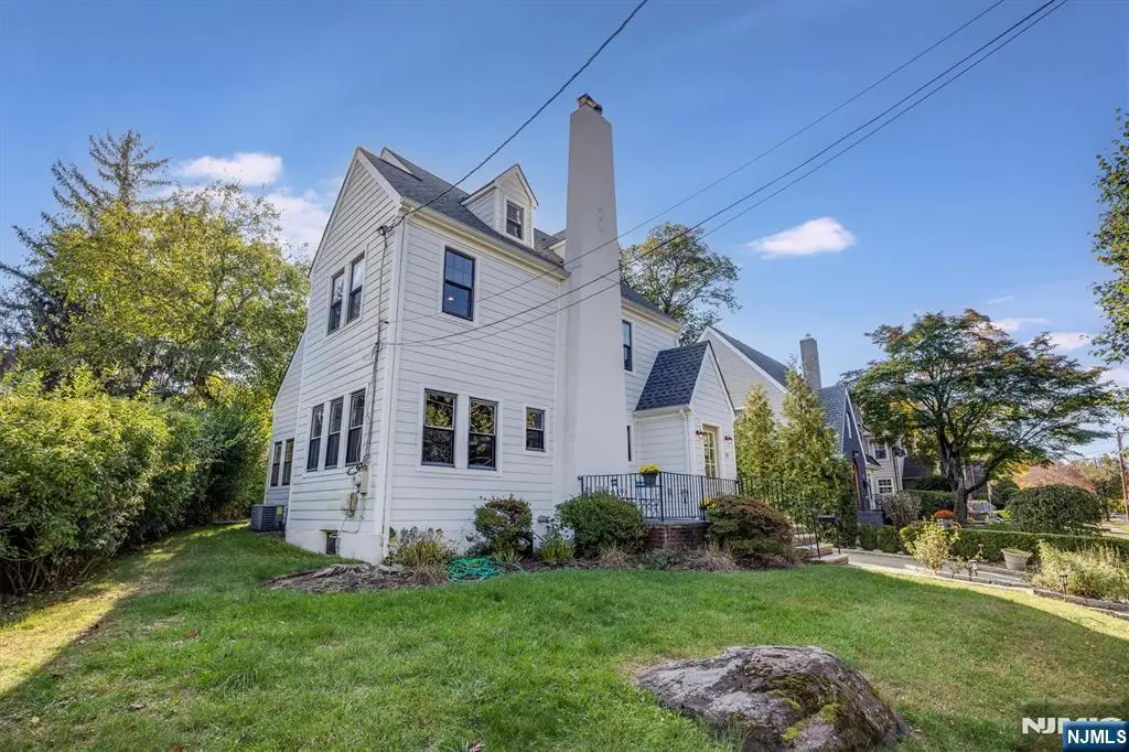 19 Harding Road, Glen Rock, NJ 07452 - #1