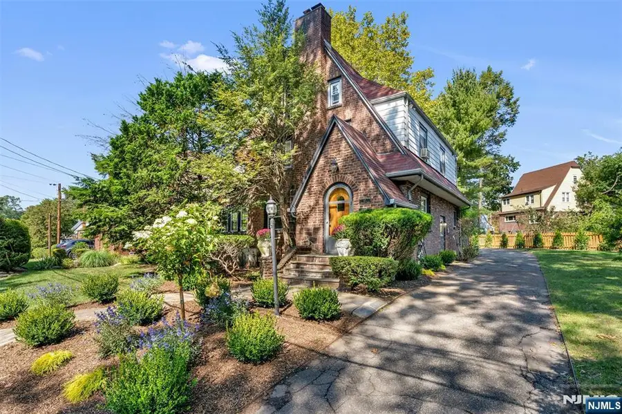 65 Merrison Street, Teaneck, NJ 07666 - Image #2