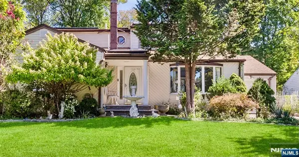 766 7th Avenue, River Edge, NJ 07661