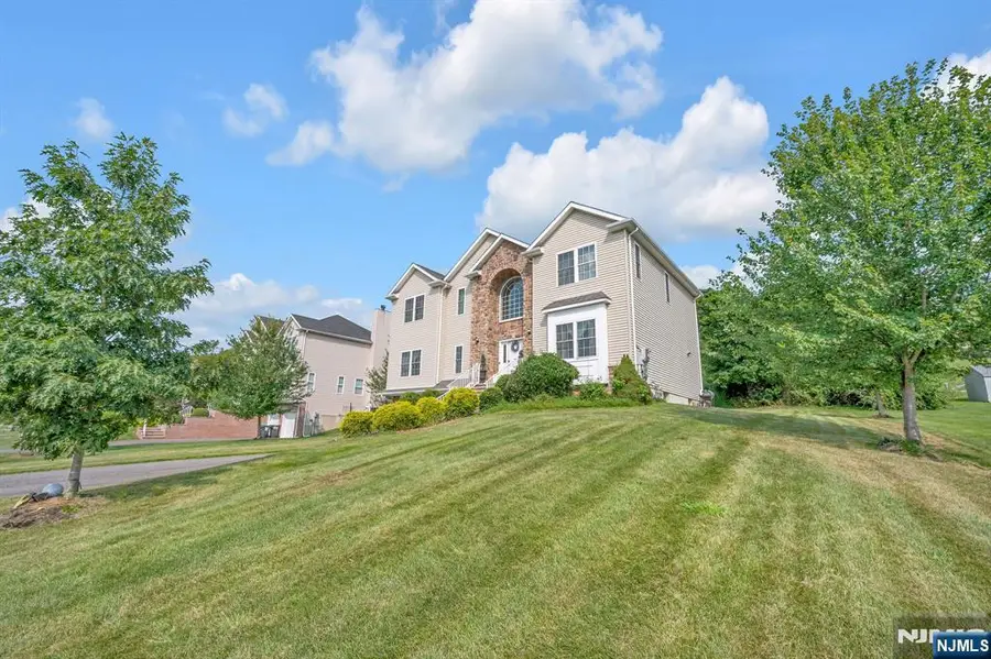 6 Jacob Way, Phillipsburg, NJ 08865 - #3