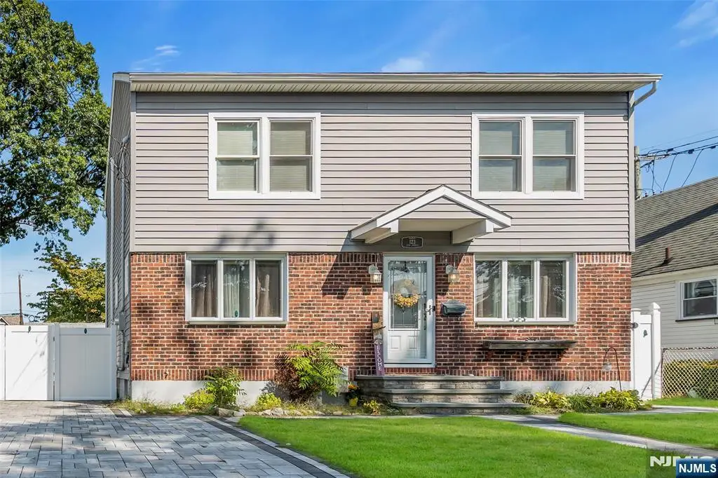 123 18th Avenue, Elmwood Park, NJ 07407 - Image #1