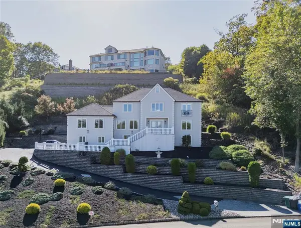 207 Eileen Drive, Cedar Grove, NJ 07009