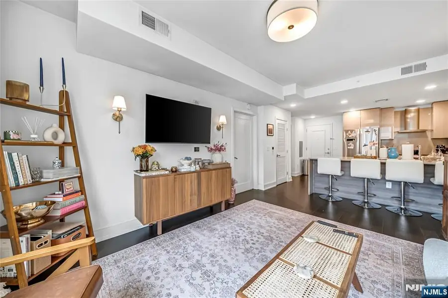 201 Marin Boulevard 8080, Jersey City, NJ 07302 - #3