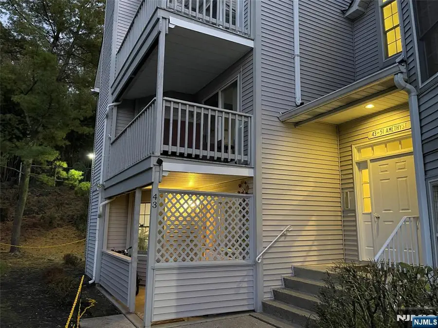 43 Amethyst Lane 257, Paterson, NJ 07501 - Image #2