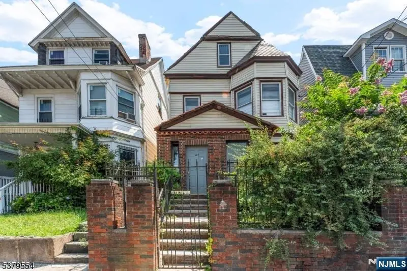 187 6th Street, Newark, NJ 07107 - Image #1