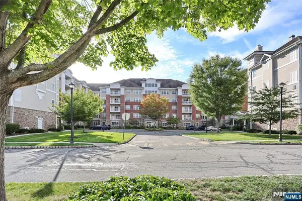 8415 Warrens Way, Wanaque, NJ 07465