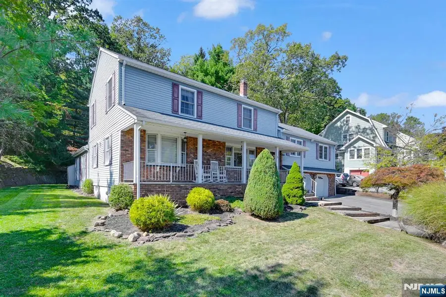 33 Hillside Drive, North Haledon, NJ 07508 - Image #3