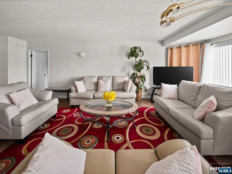 290 Anderson Street 5D, Hackensack, NJ 07601 - #2