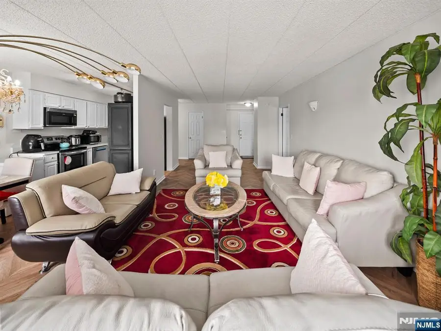 290 Anderson Street 5D, Hackensack, NJ 07601 - #3