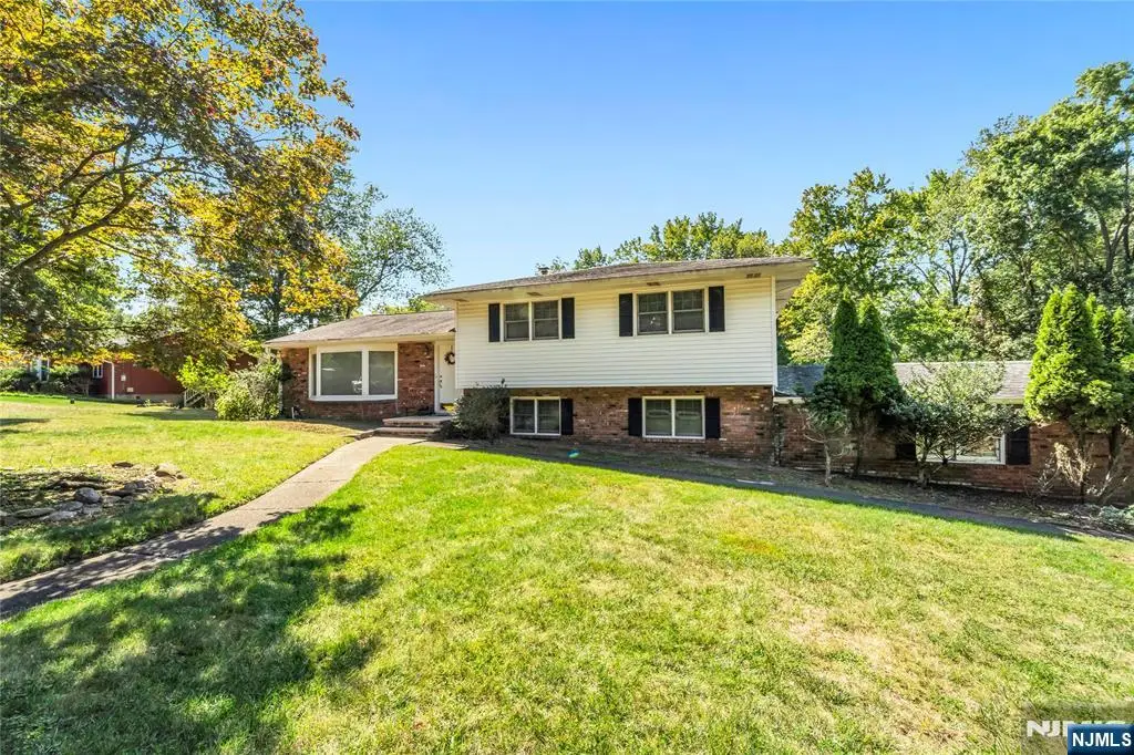 1011 Washington Avenue, Old Tappan, NJ 07675 - Image #1