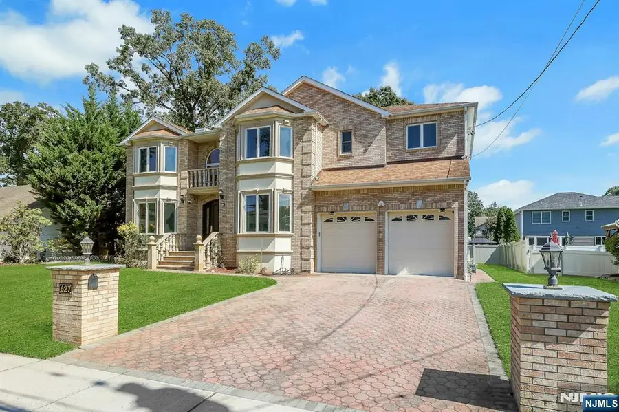 627 Concord Street, New Milford, NJ 07646 - Image #2