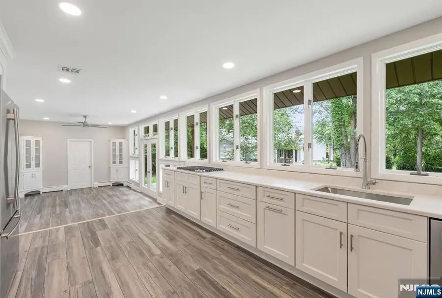 39 Edgewood Avenue, Wyckoff, NJ 07481 - Image #2