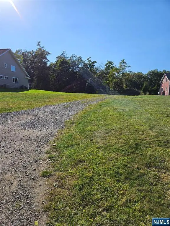 42 Peterson Place, Mahwah, NJ 07430 - Image #3