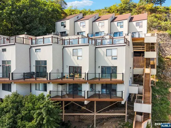 101 State Rt 5 206, Edgewater, NJ 07020