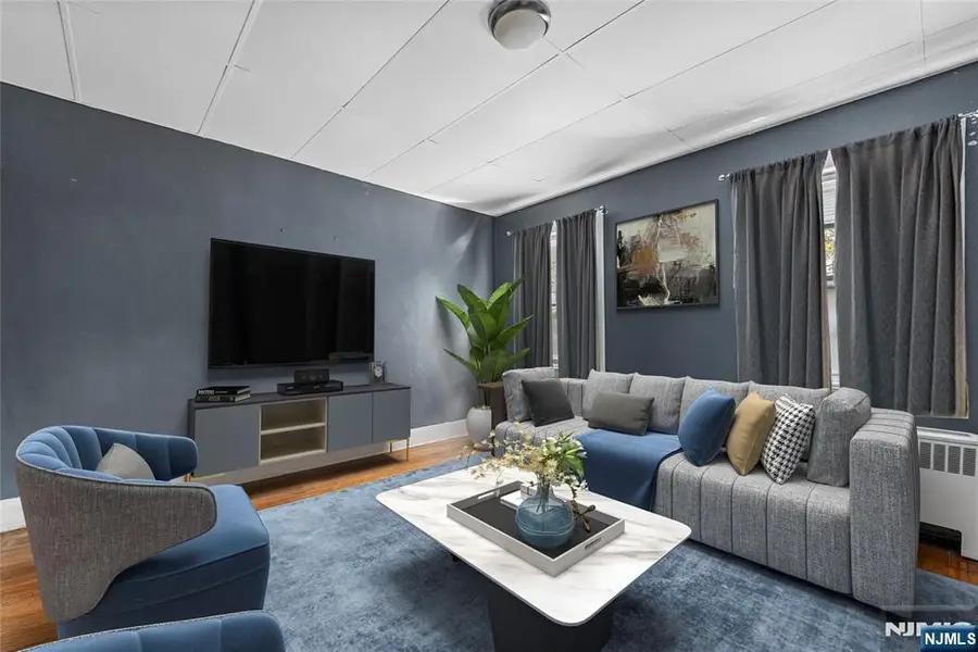 237 Van Vorst Street, Jersey City, NJ 07302 - Image #2