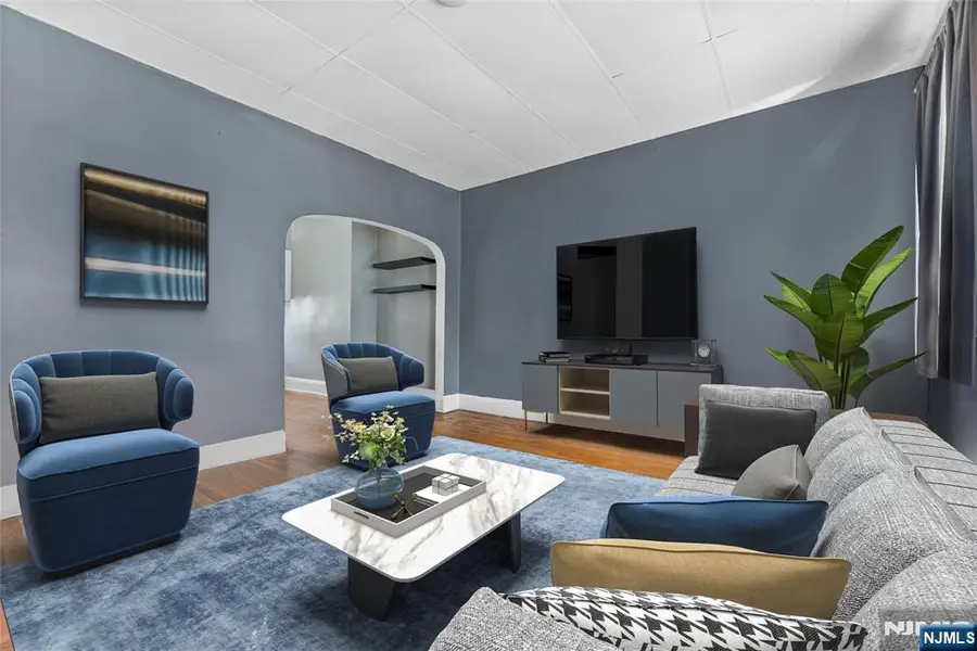 237 Van Vorst Street, Jersey City, NJ 07302 - Image #3