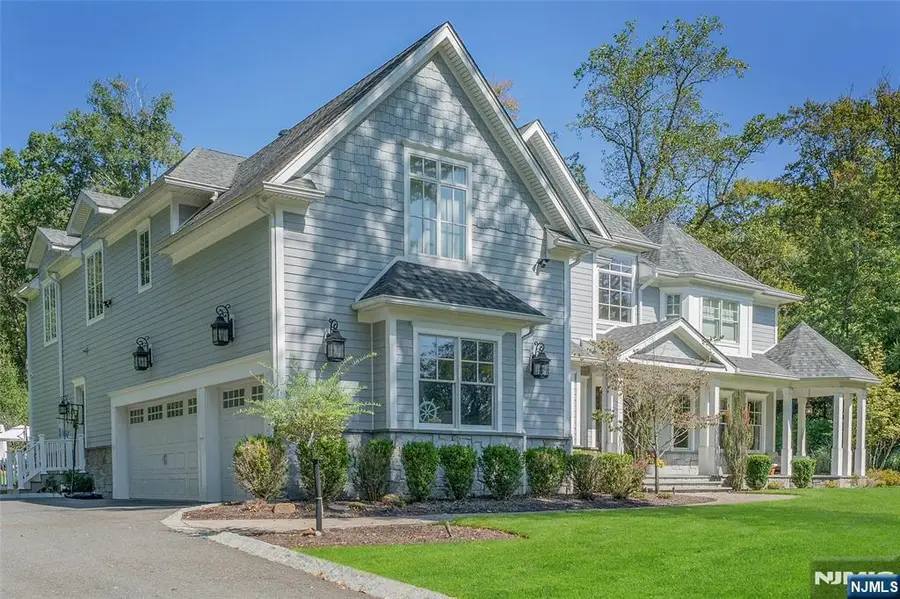 63 Rolling Ridge Road, Upper Saddle River, NJ 07458 - Image #2