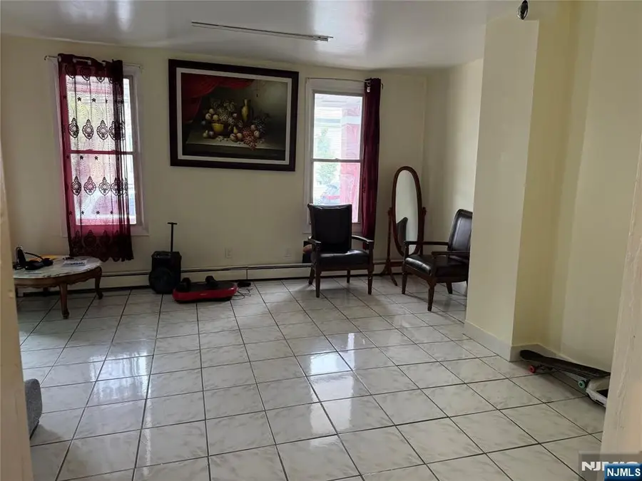 629 61st Street, West New York, NJ 07093 - Image #2